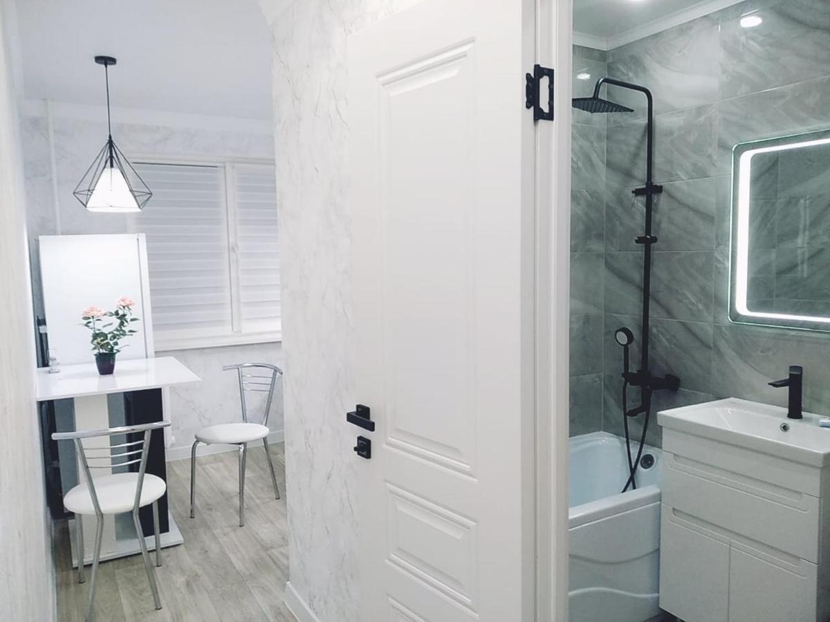 однокомнатная Vip Apartment Uralsk