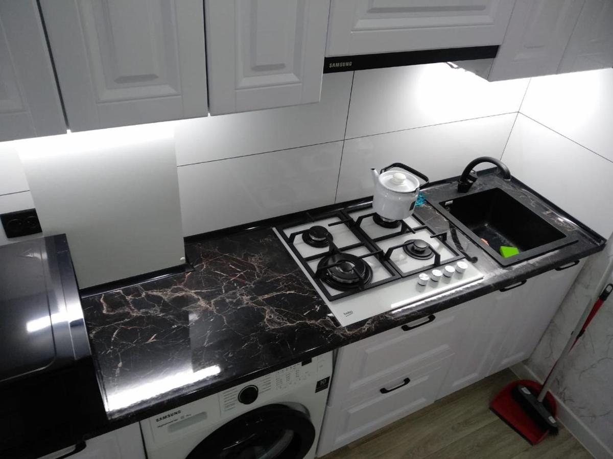 Apartment однокомнатная Vip Uralsk